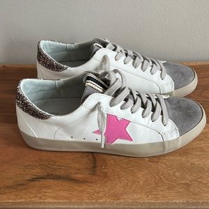 Women’s Boutique Tennis Shoes with Pink Star